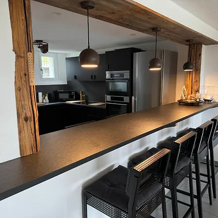 Und Berge Garden * 폴린제