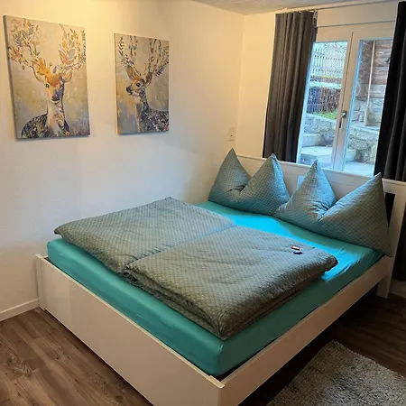 Und Berge Garden * 폴린제