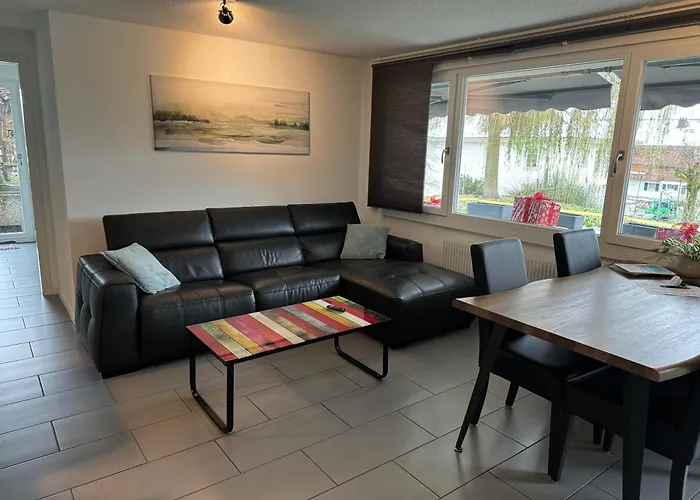 Und Berge Garden * Faulensee