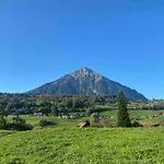 Und Berge Garden Faulensee