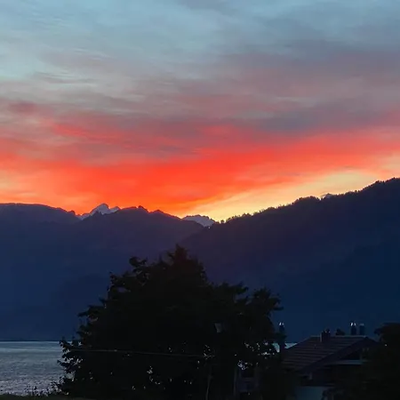 Und Berge Garden Apartment *